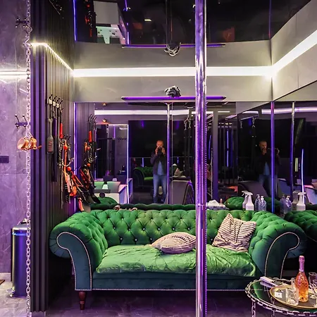 Bdsm Room Bydgoszcz Z Jacuzzi, Duzym Tarasem I Sauna *