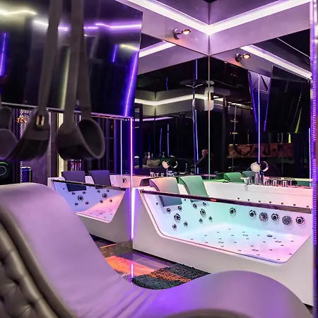 Bdsm Room Bydgoszcz Z Jacuzzi, Duzym Tarasem I Sauna * בידגוז'יז'