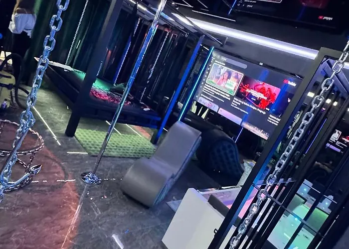 Bdsm Room Bydgoszcz Z Jacuzzi, Duzym Tarasem I Sauna דירה